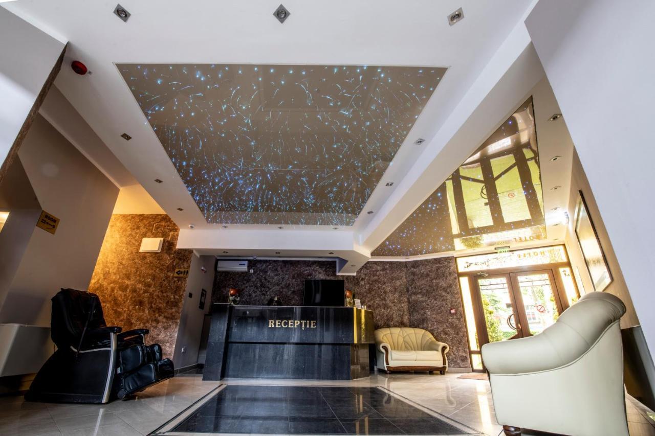 Hotel Novotheos ออราแด ภายนอก รูปภาพ