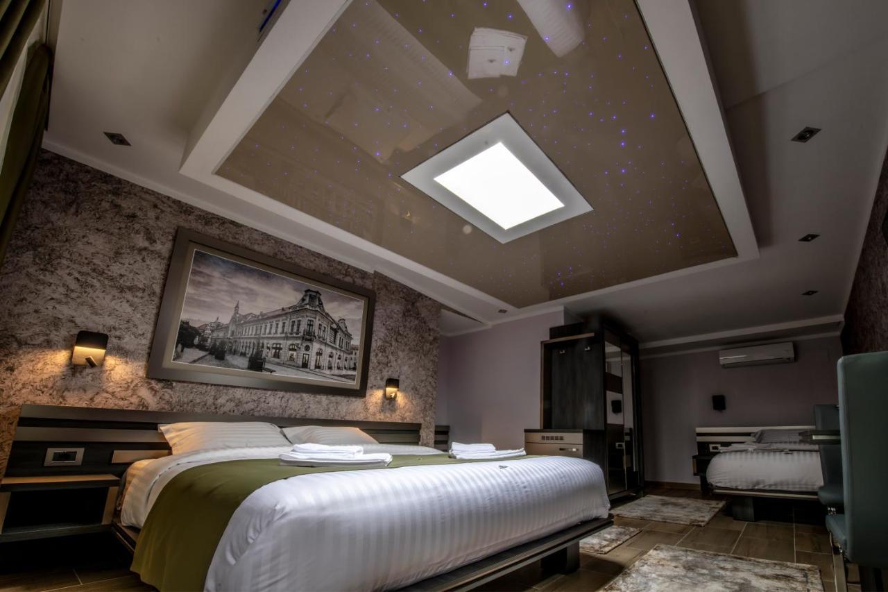 Hotel Novotheos ออราแด ภายนอก รูปภาพ