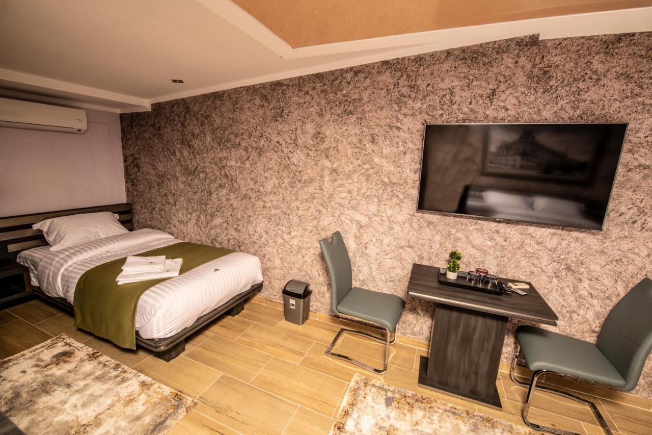 Hotel Novotheos ออราแด ภายนอก รูปภาพ