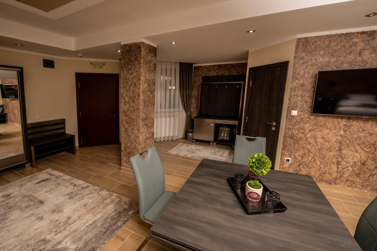 Hotel Novotheos ออราแด ภายนอก รูปภาพ