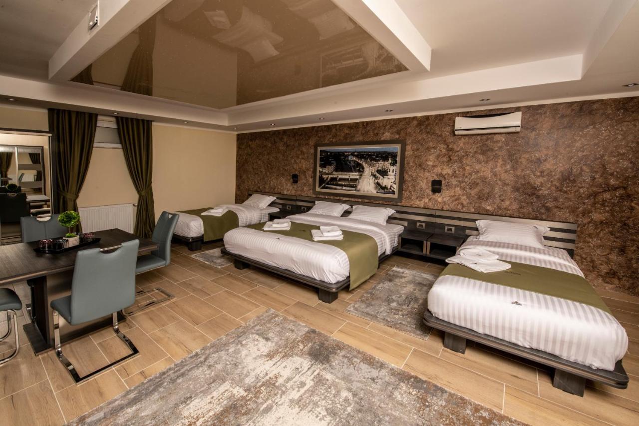 Hotel Novotheos ออราแด ภายนอก รูปภาพ