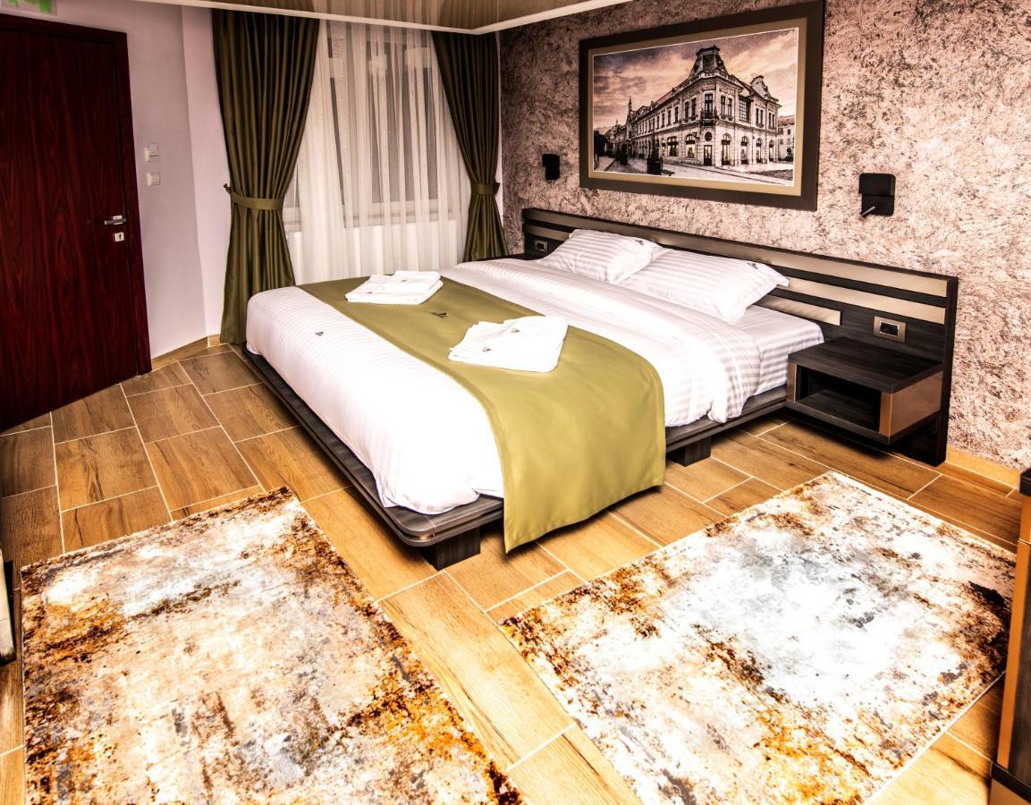 Hotel Novotheos ออราแด ภายนอก รูปภาพ